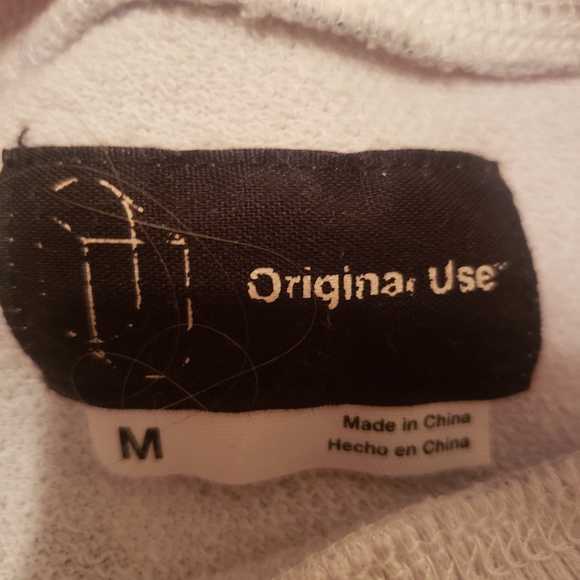 Very cute, blue and white sweatshirt - Picture 2 of 3